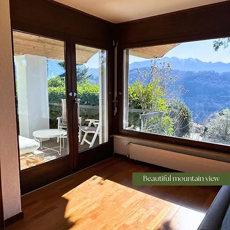 Lägenhet Luxury With Pool Collina d'Oro